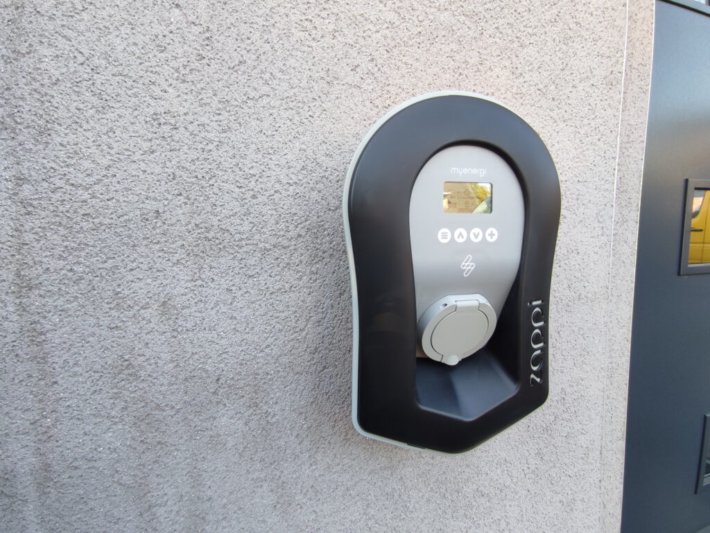 MyEnergi ZAPPI Laad uw auto slimmer en groener